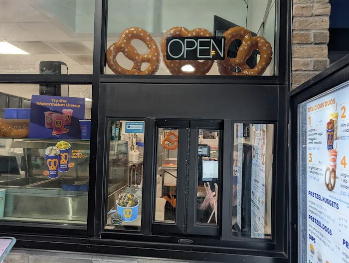 Auntie Anne's Picture 2