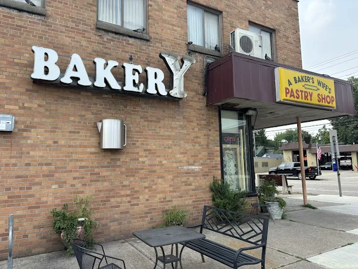 A Baker's Wife's Pastry Shop Picture 3