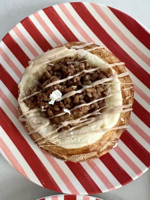 A Baker's Wife's Pastry Shop Picture 2