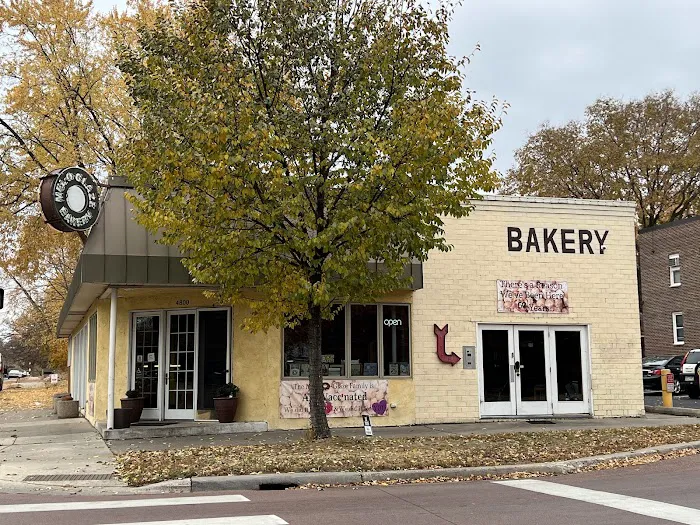 Mel-O-Glaze Bakery Picture 7