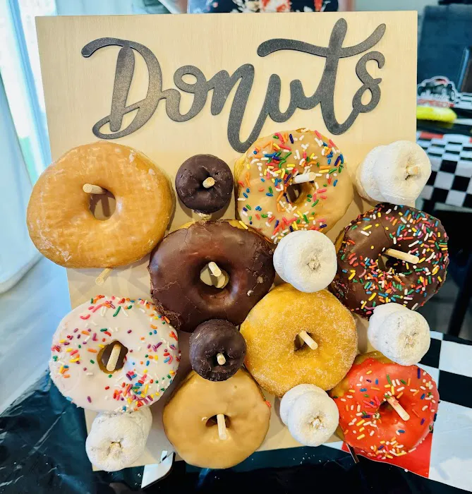 Cafe Donuts Picture 8