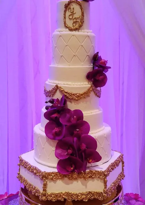 Designer Cakes by Rebecca Picture 7