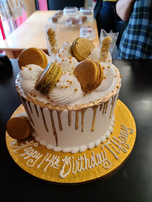 Cake Box Picture 8