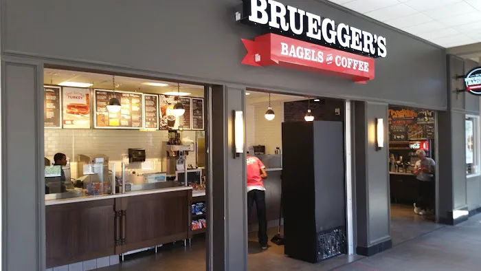 Bruegger's Bagels Picture 4