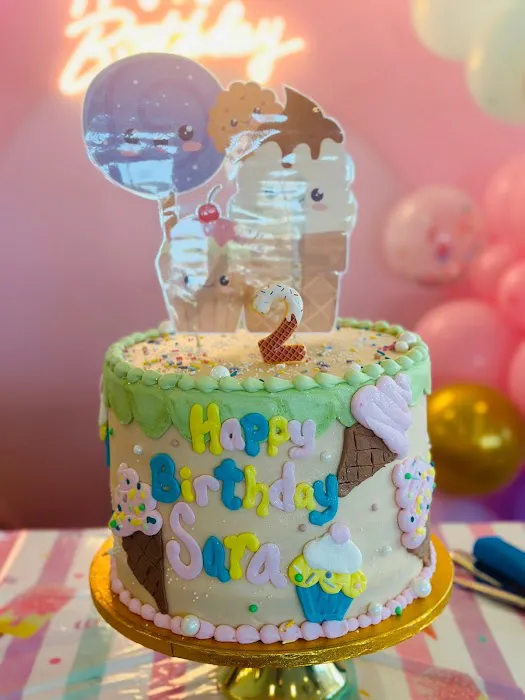 Cream of the Cakes Picture 7