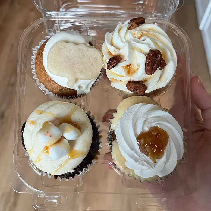 Allison's Petite Pastries Picture 3