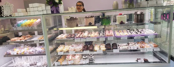 Allison's Petite Pastries Picture 2