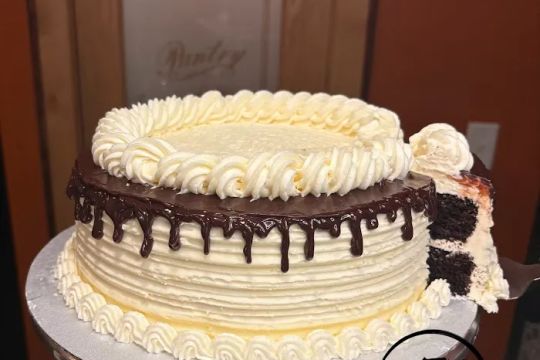 Eb Bakes