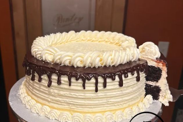 Eb Bakes
