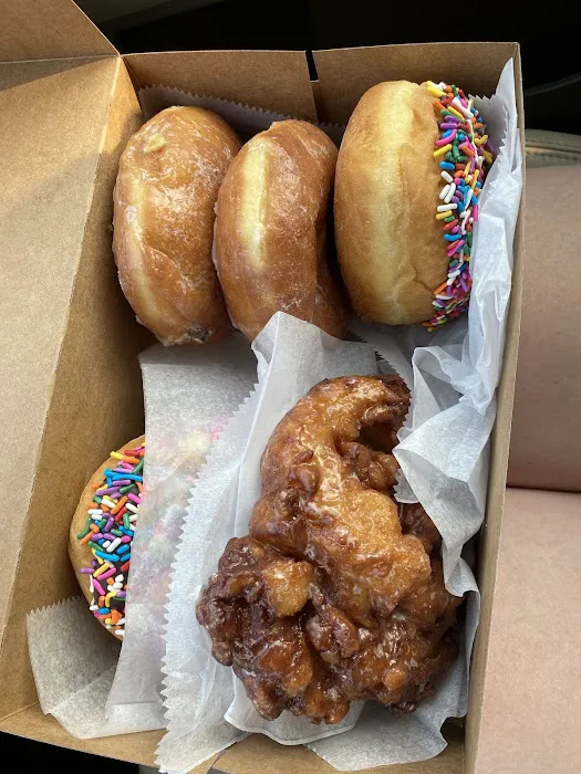 Old Fashion Donut Shoppe Picture 8