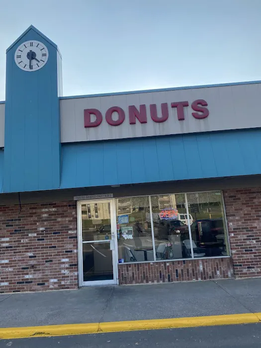 Old Fashion Donut Shoppe Picture 6
