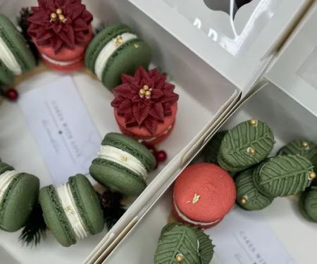 CAKES WITH LOVE macarons