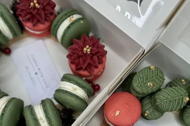 CAKES WITH LOVE macarons