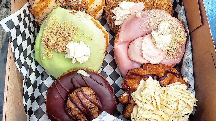 Glam Doll Donuts Picture 1