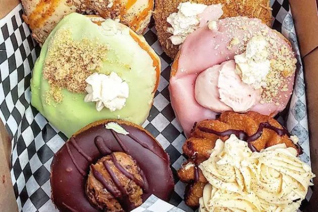 Glam Doll Donuts
