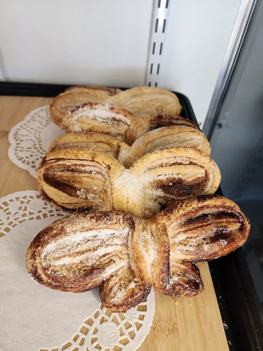 La Estancia Bakery Picture 8