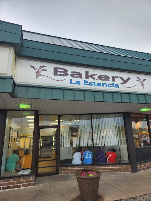 La Estancia Bakery Picture 6