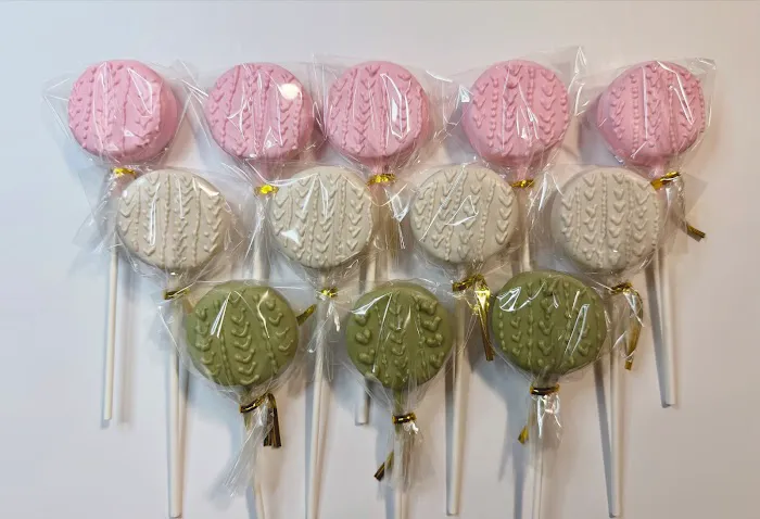 To The Moon & Bakery Picture 6