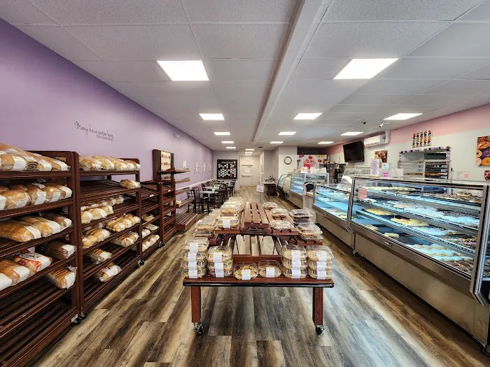Sweet Kneads Farmington Bakery Picture 4