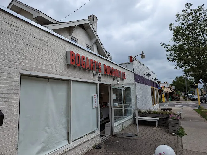 Bogart's Doughnut Co. Picture 4