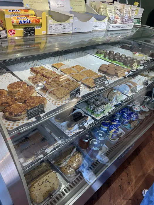 Krown Bakery & Eatery Picture 10