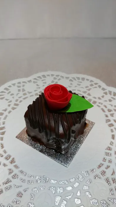 Killer Cakes Picture 2