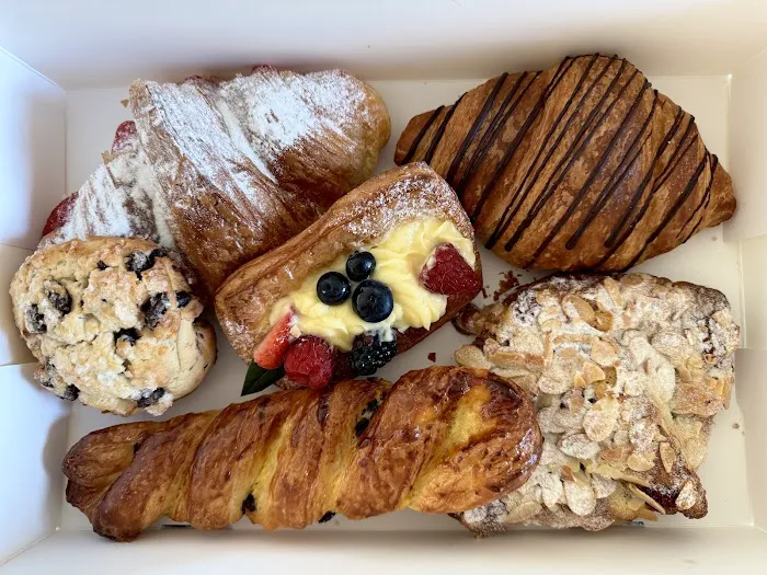 Paris Baguette Picture 3