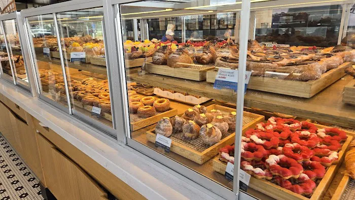Paris Baguette Picture 1