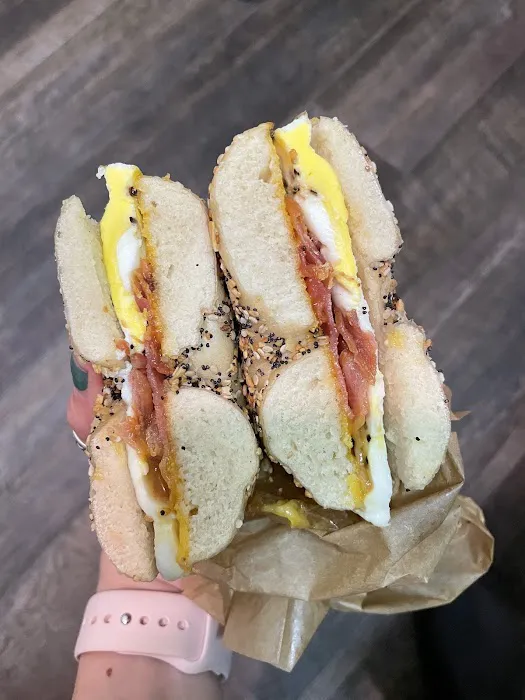 Bruegger's Bagels Picture 3