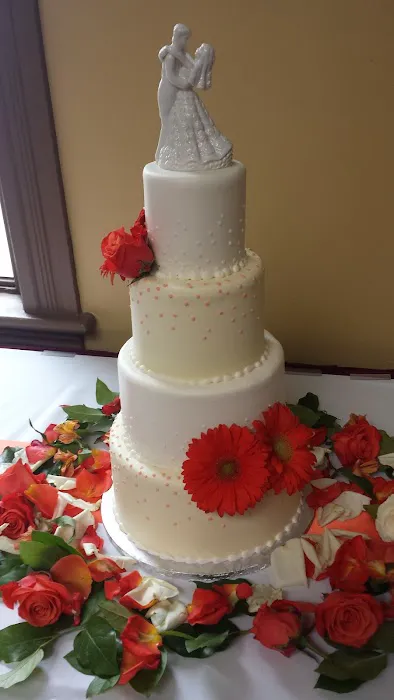 Queen Of Cakes Picture 2