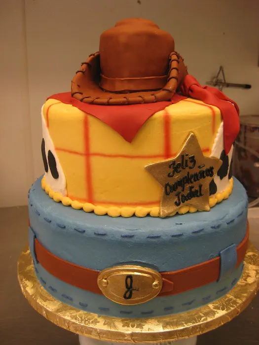 Queen Of Cakes Picture 5