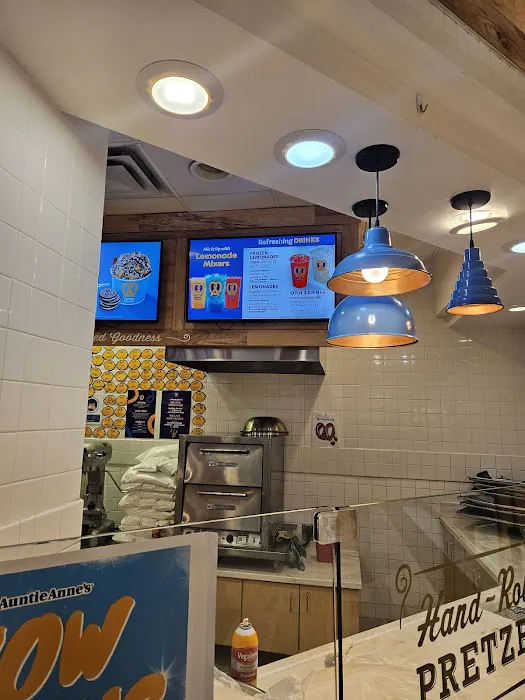 Auntie Anne's Picture 2