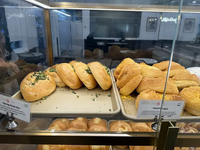 Keefer Court Bakery & Desserts Picture 4