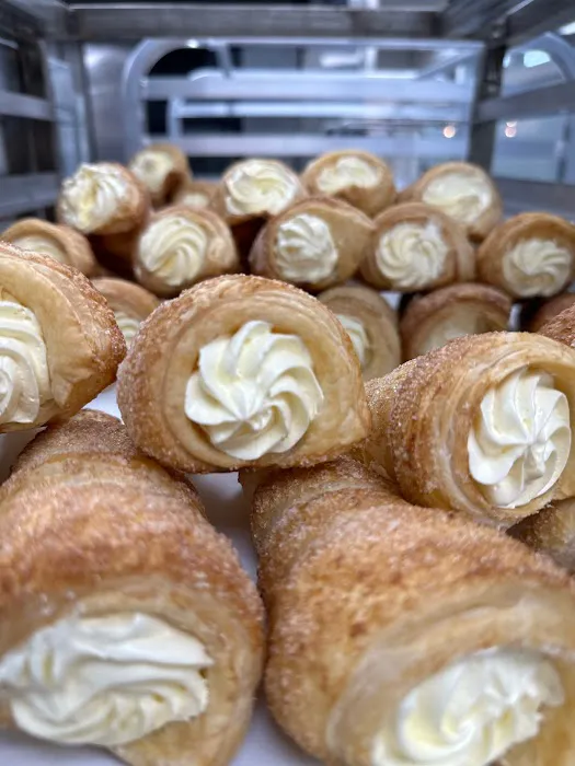 Keefer Court Bakery & Desserts Picture 2