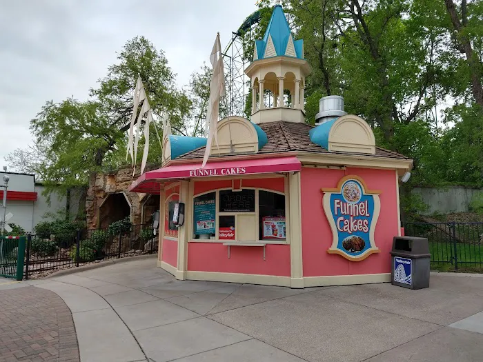 Superior Funnel Cake Co Picture 2