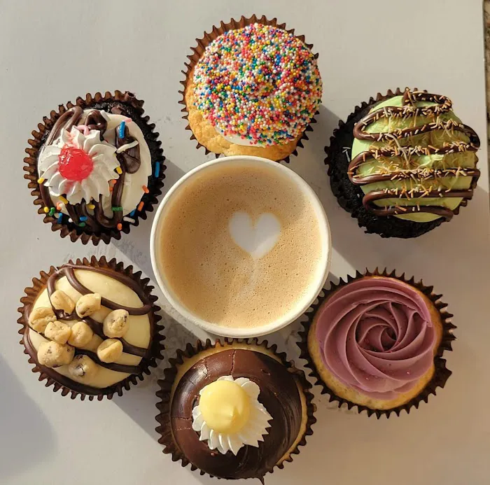 Smallcakes A Cupcakery Picture 4