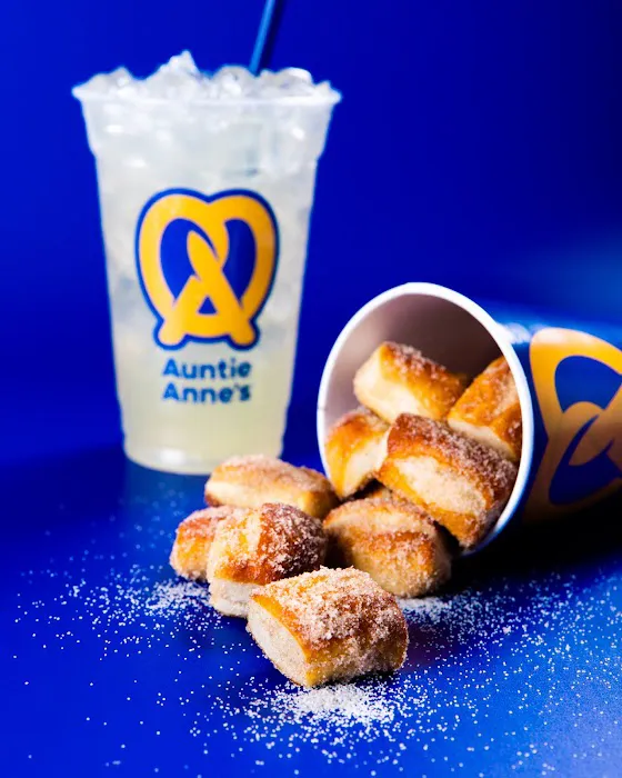 Auntie Annes Food Truck Picture 2