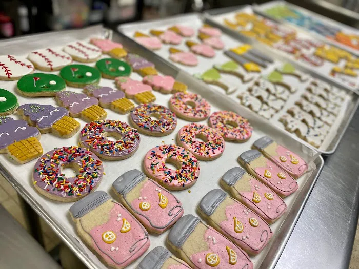 Créme by Sarah Ashley Bakery Picture 9