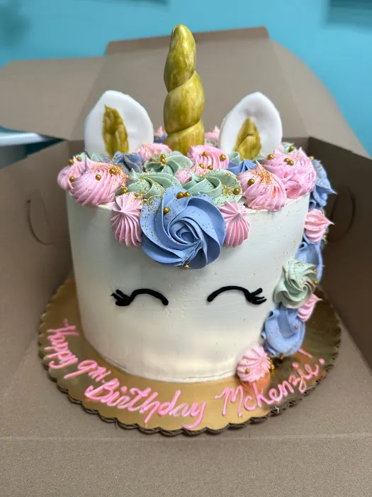 Créme by Sarah Ashley Bakery Picture 10