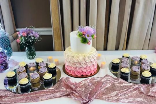 Cru00e9me by Sarah Ashley Bakery
