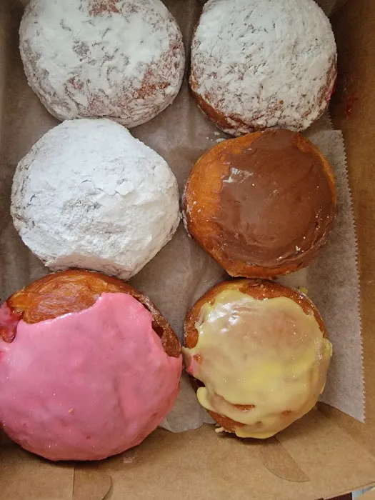 Sylvia's Bakery Picture 3