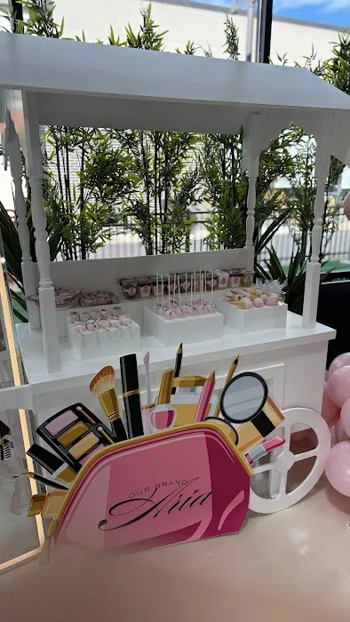 Andrea Cake Artist by Mamine Krofnice and Yummy Bites Catering Picture 1