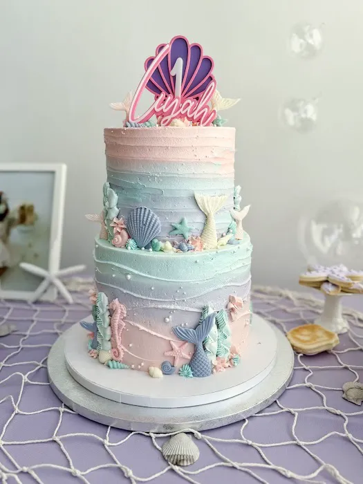 Swedish Girl Bakery Picture 9