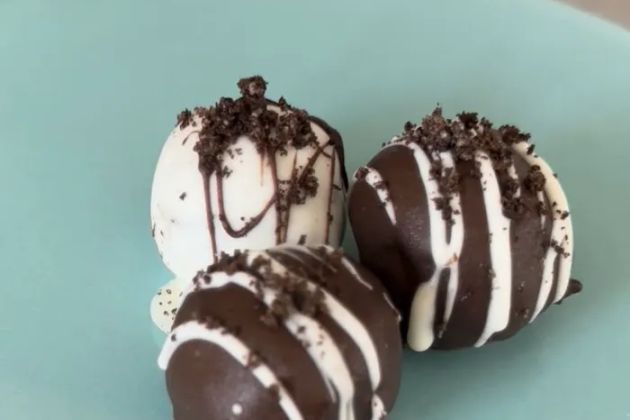 Bliss Eggless Cookies