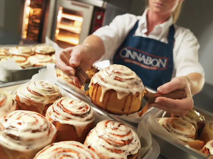 Cinnabon Picture 4