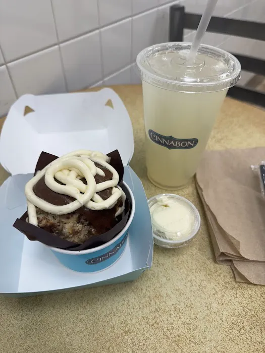 Cinnabon Picture 3