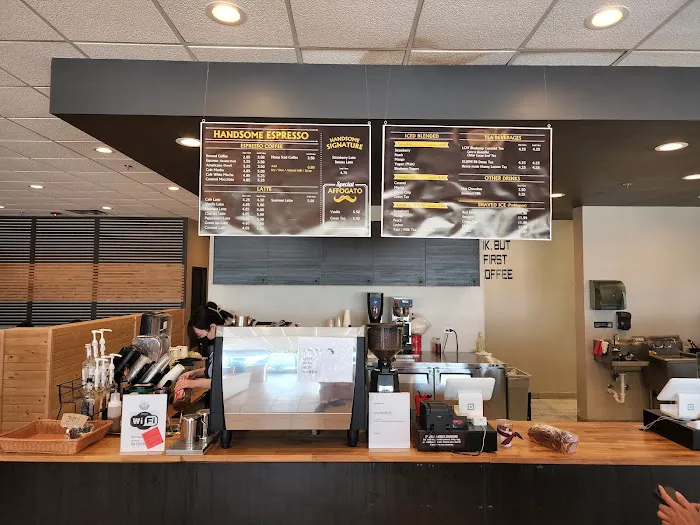 Handsome Bakery & Cafe Picture 8
