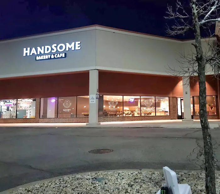 Handsome Bakery & Cafe Picture 3