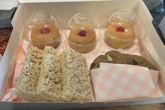 Seven Figs Bakery