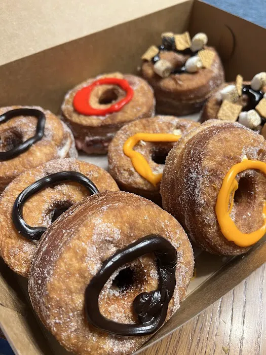 Chicago Pastry Picture 9